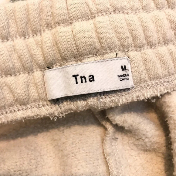 TNA Aritzia Cream Neutral Drawstring Athleisure Loungewear Piped Sweatpants M - Picture 8 of 10
